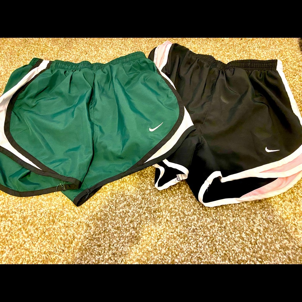 Lot of 2 XS Women’s NIKE running shorts